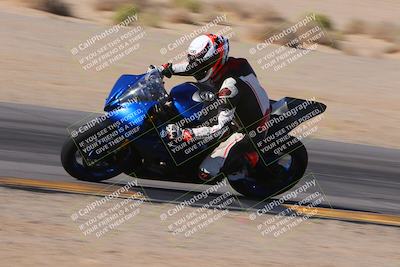 media/Dec-10-2023-SoCal Trackdays (Sun) [[0ce70f5433]]/Turn 9 Inside Set 2 (1115am)/